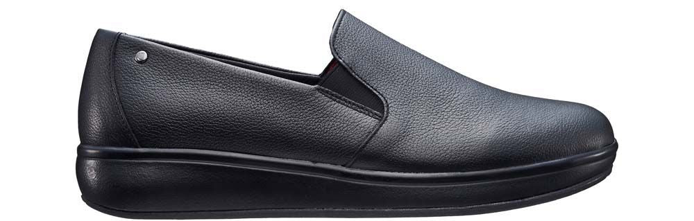 Clara SR Black
€ 219,95