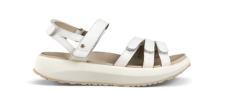 Merida White
€ 189,95